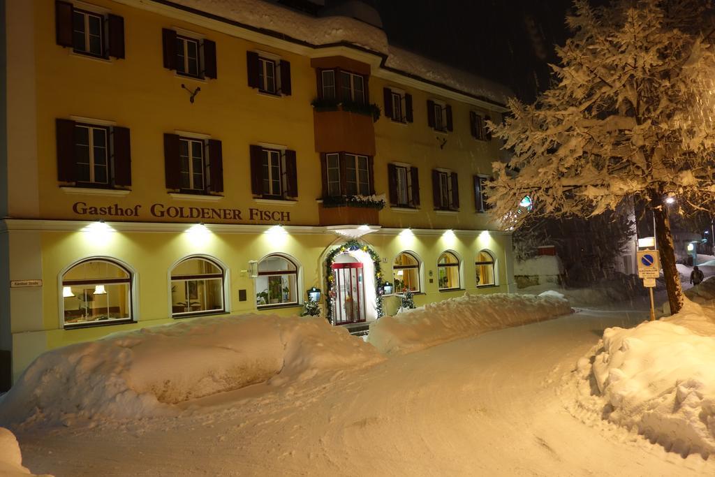 Gasthof Goldener Fisch Lienz Exterior foto